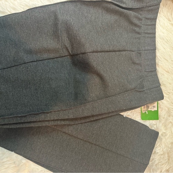 Lilly Pulitzer Travel Pants Gray Medium NWT - Picture 2 of 3